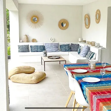 펜션 Familiale Contemporary House *